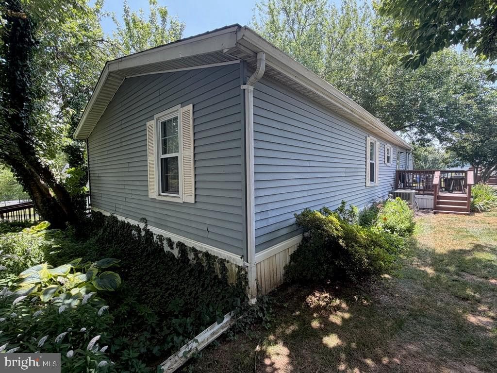 105 Dovefield Dr photo 16
