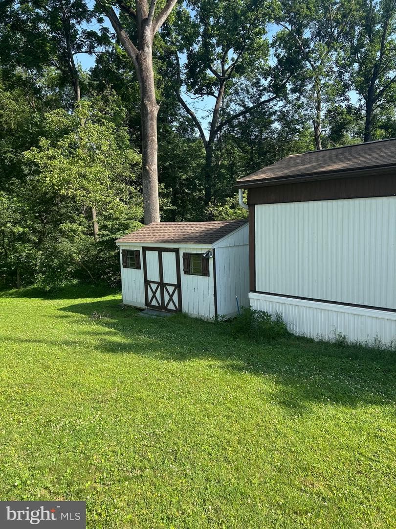 135 Locust Lane photo 6