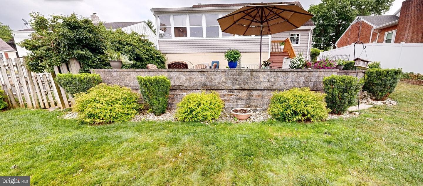 311 Lemon Street photo 37