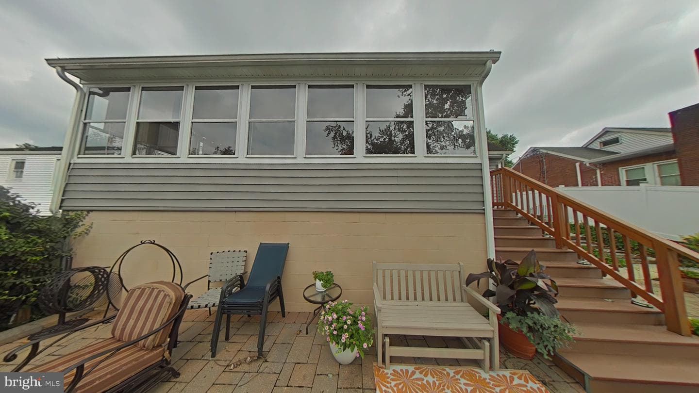 311 Lemon Street photo 38