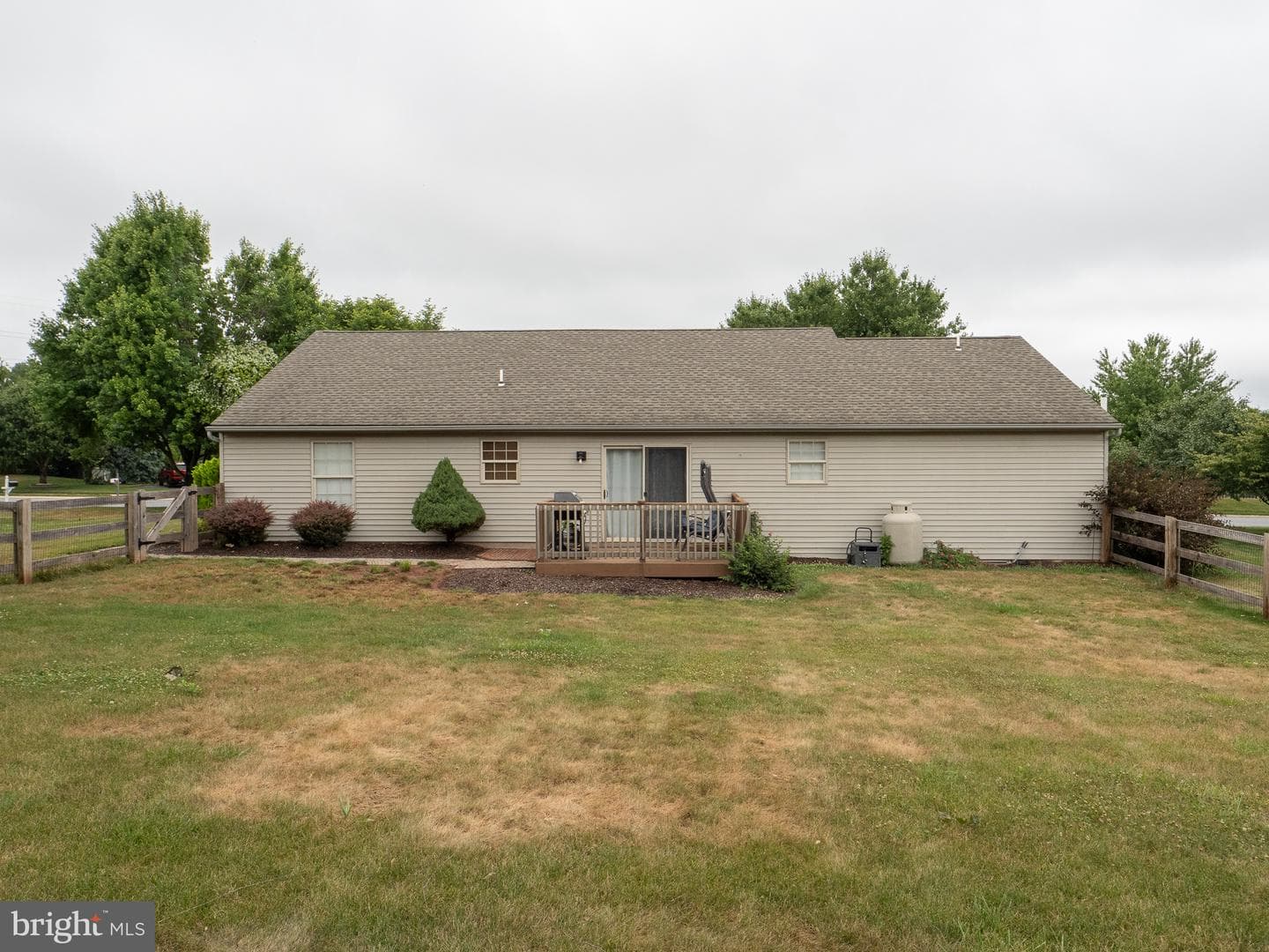 255 Elsie Lane photo 4