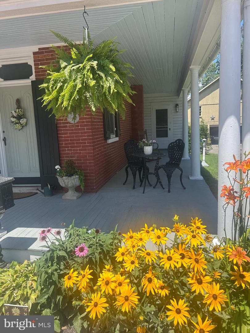 111 E Main Street, Strasburg