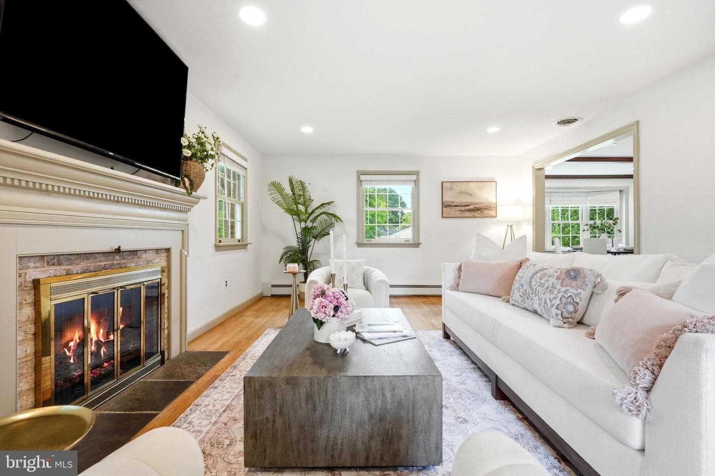 1555 Mission Road photo 16