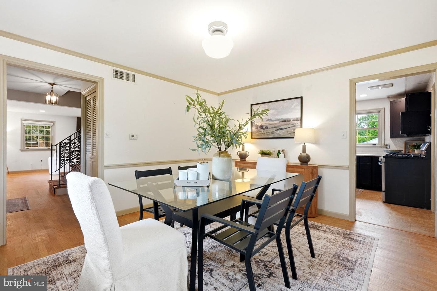 1555 Mission Road photo 24