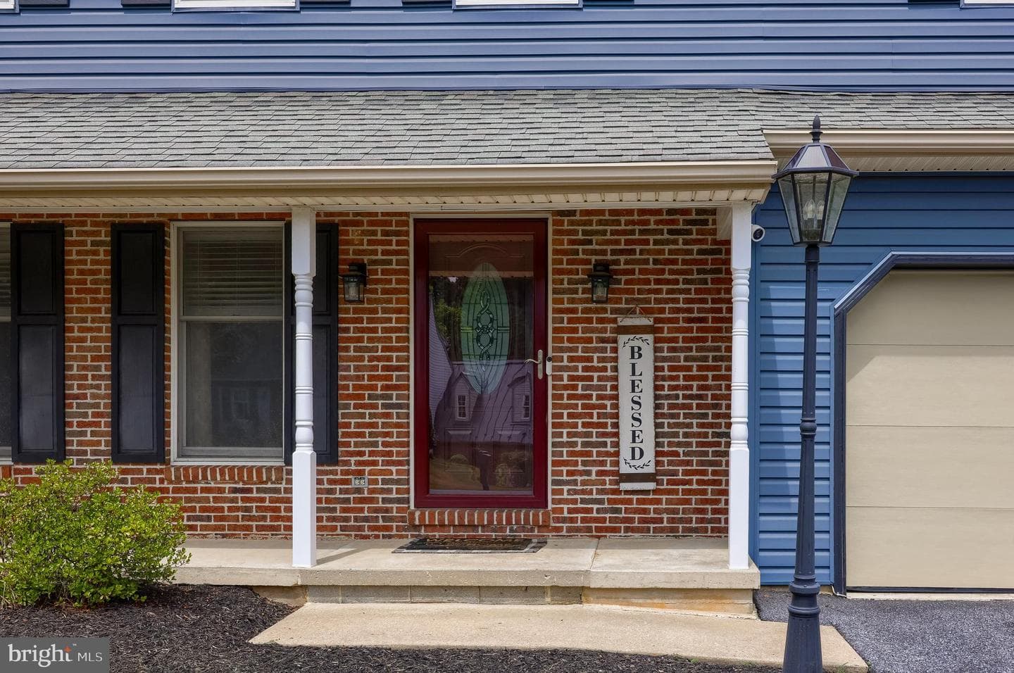 323 Knights Bridge Way photo 5