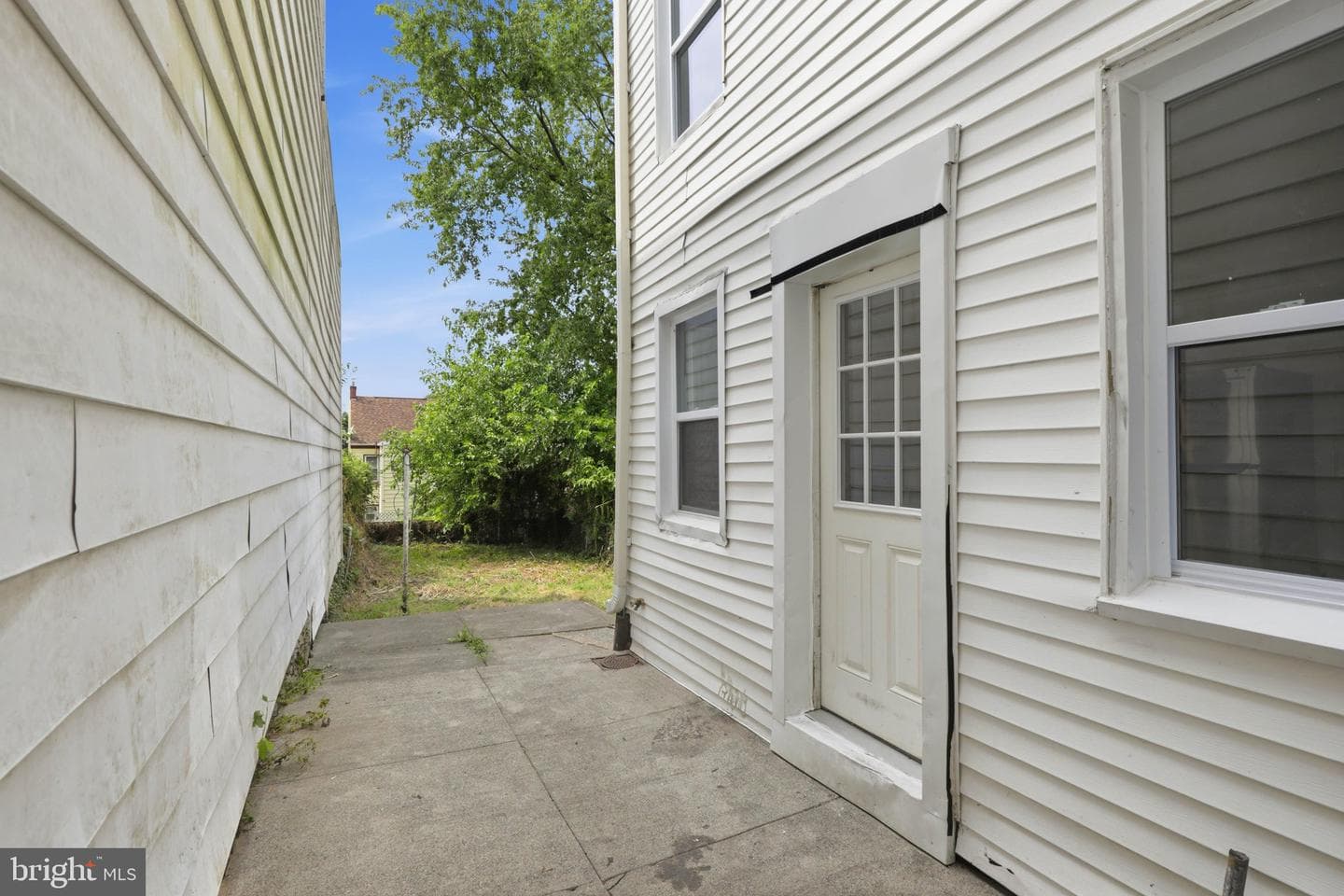 649 Fremont Street photo 30