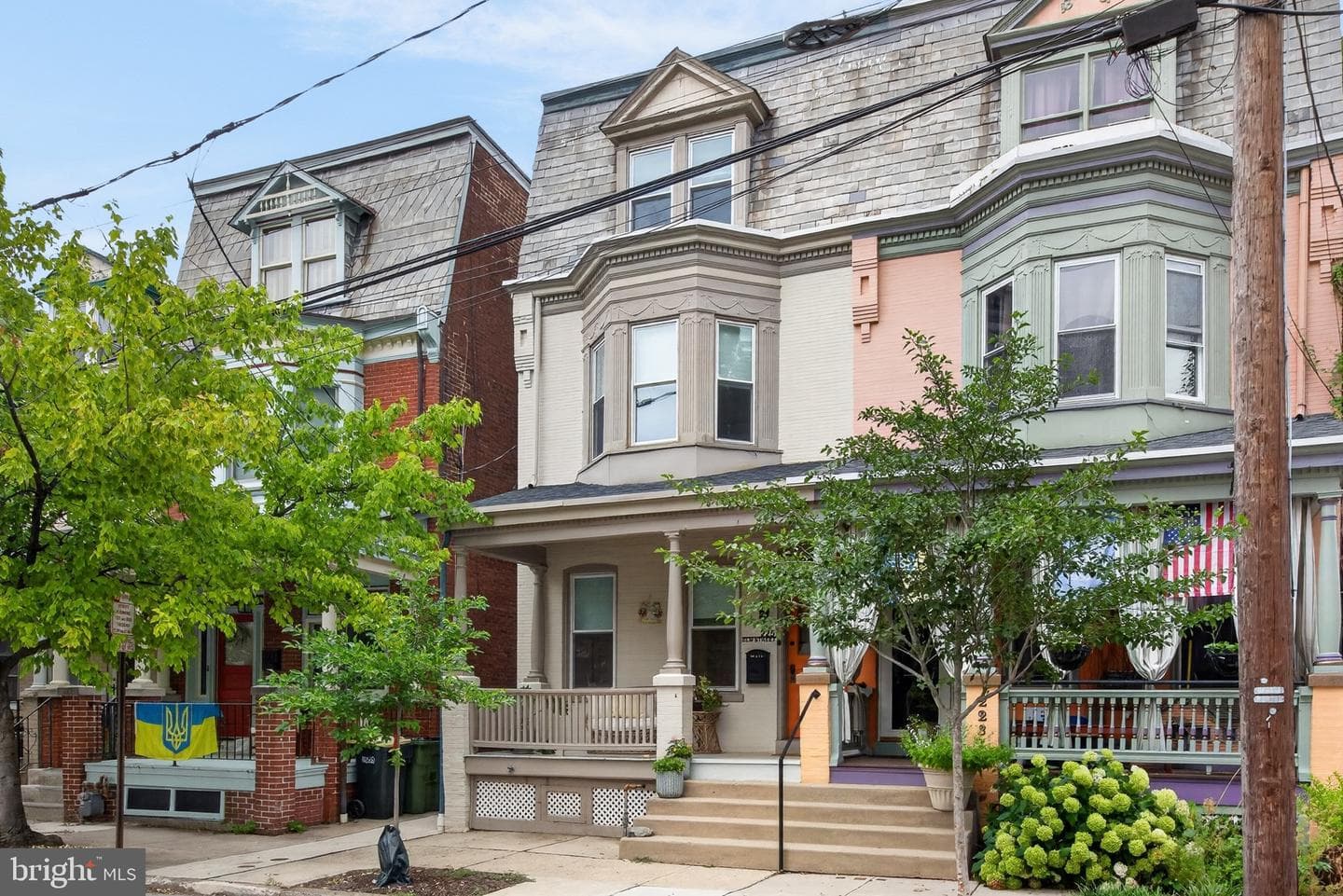 225 Elm Street, Lancaster
