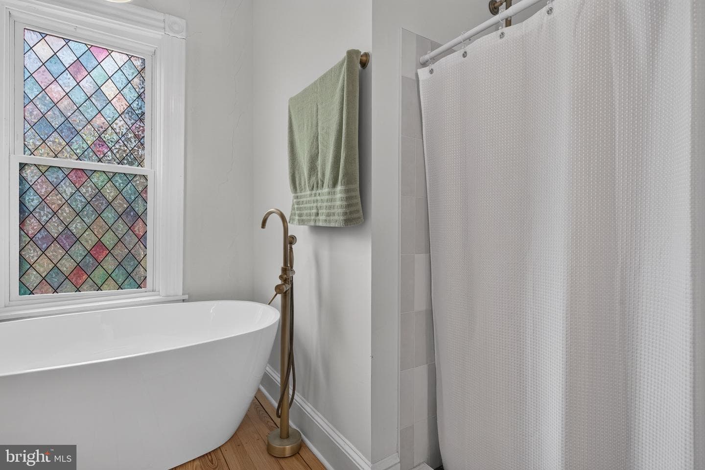225 Elm Street photo 17