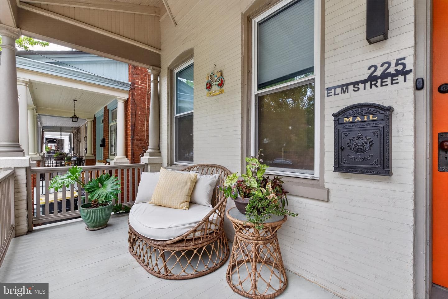 225 Elm Street, Lancaster