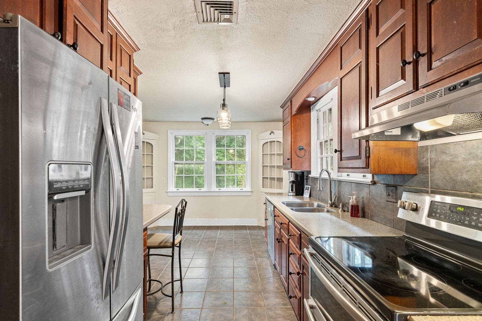 20 Clayton Avenue photo 13