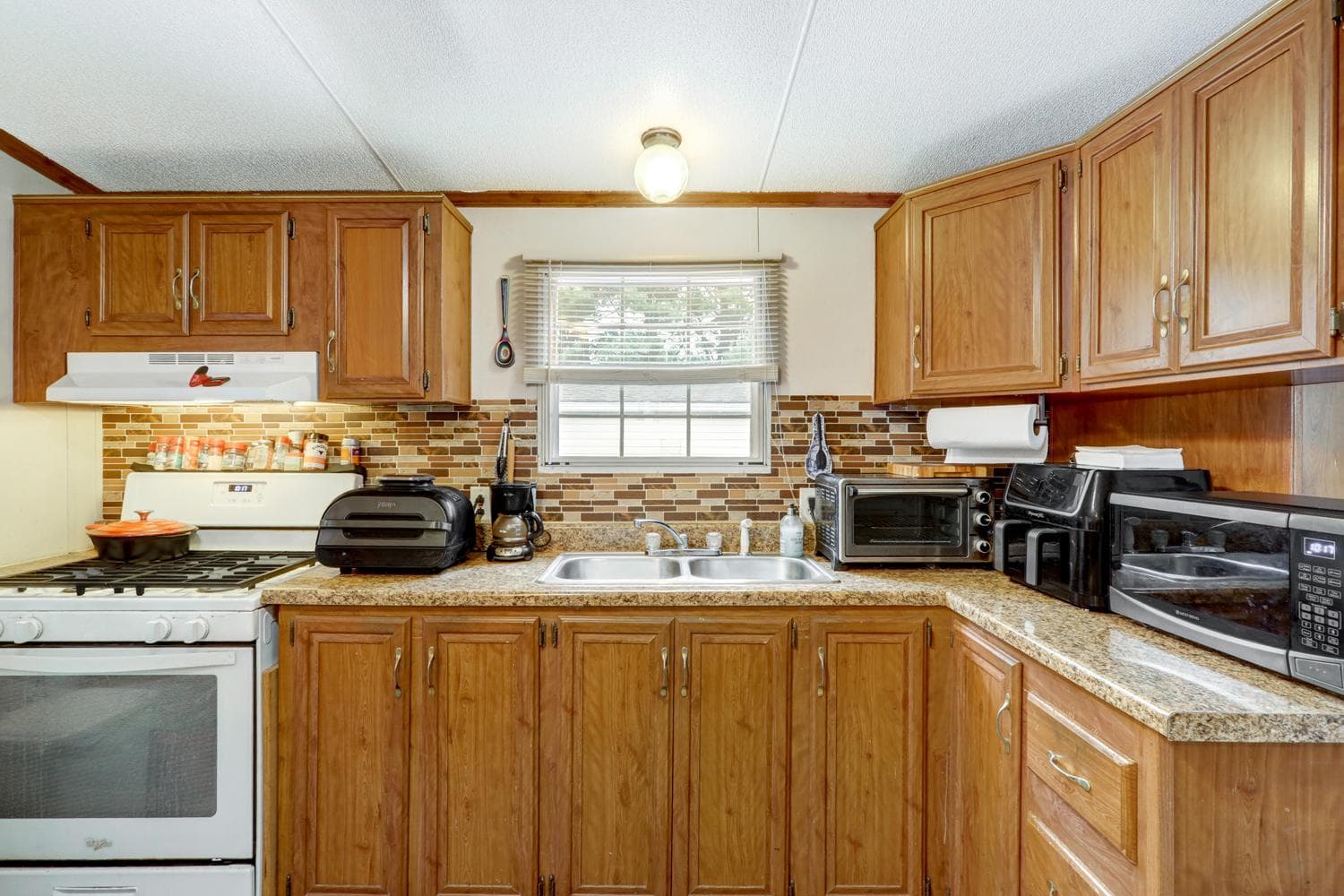 206 Saddleford Court N photo 17
