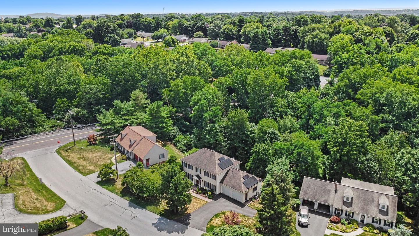 4 Brookwood Drive photo 41