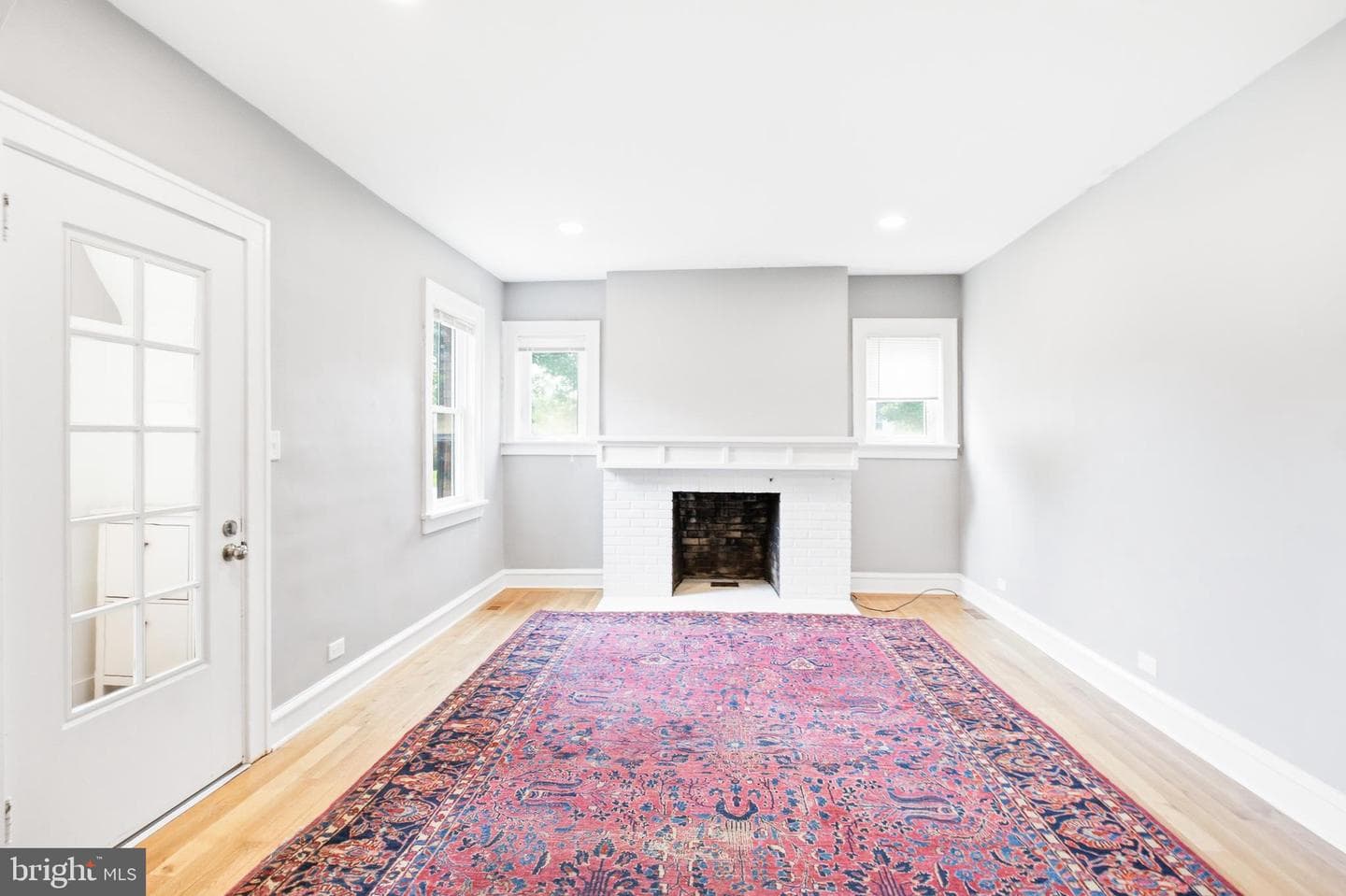 1605 Wilson Avenue photo 4