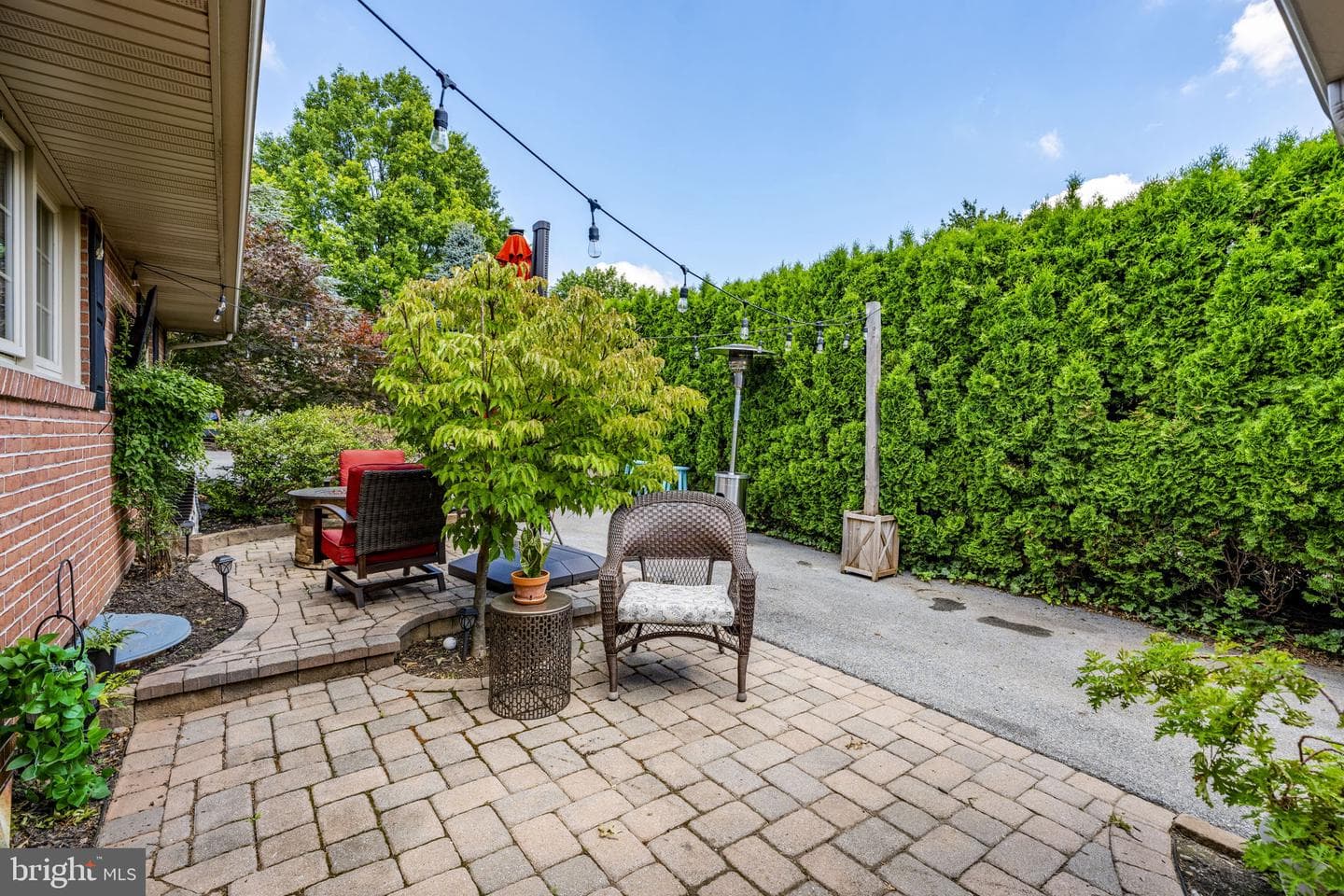 201 Hillcrest Road photo 43