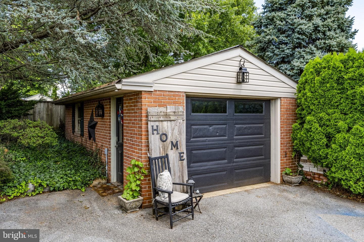 201 Hillcrest Road photo 53