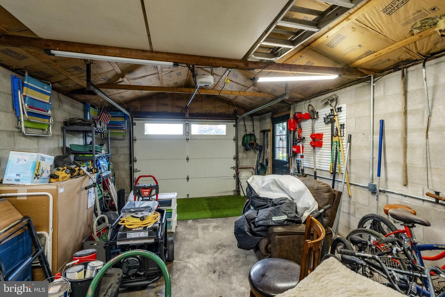 201 Hillcrest Road photo 55