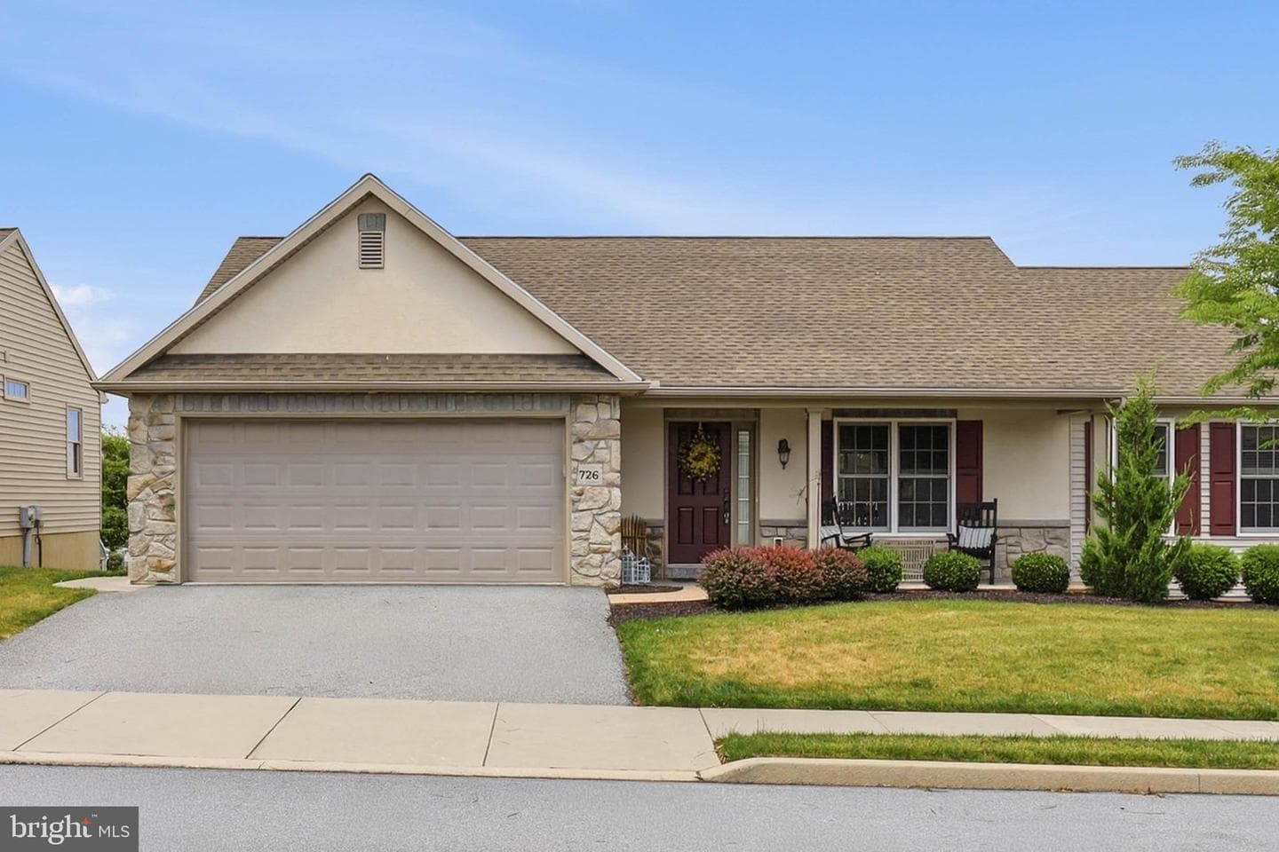 726 Heather Ridge, Manheim