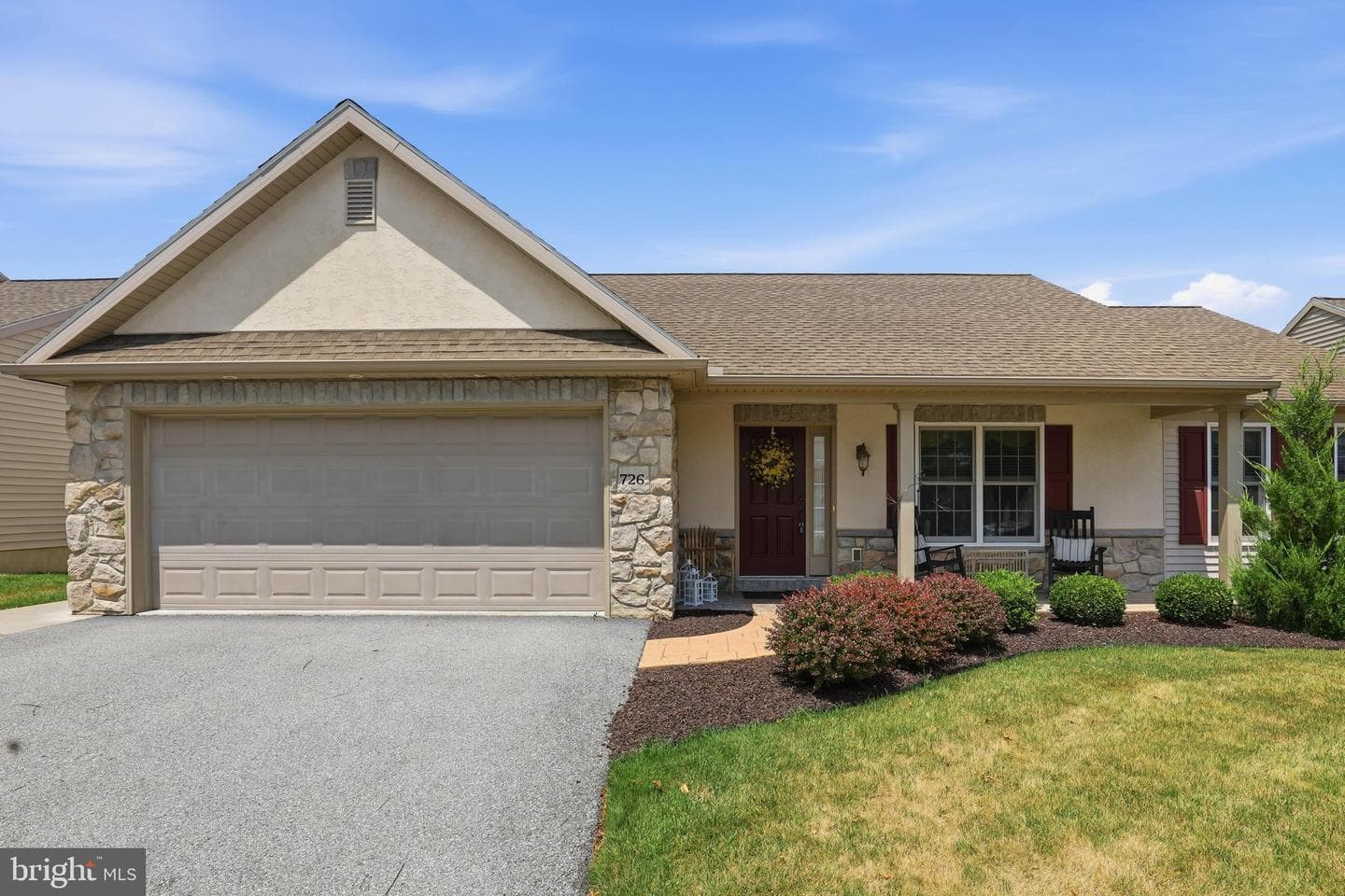 726 Heather Ridge, Manheim