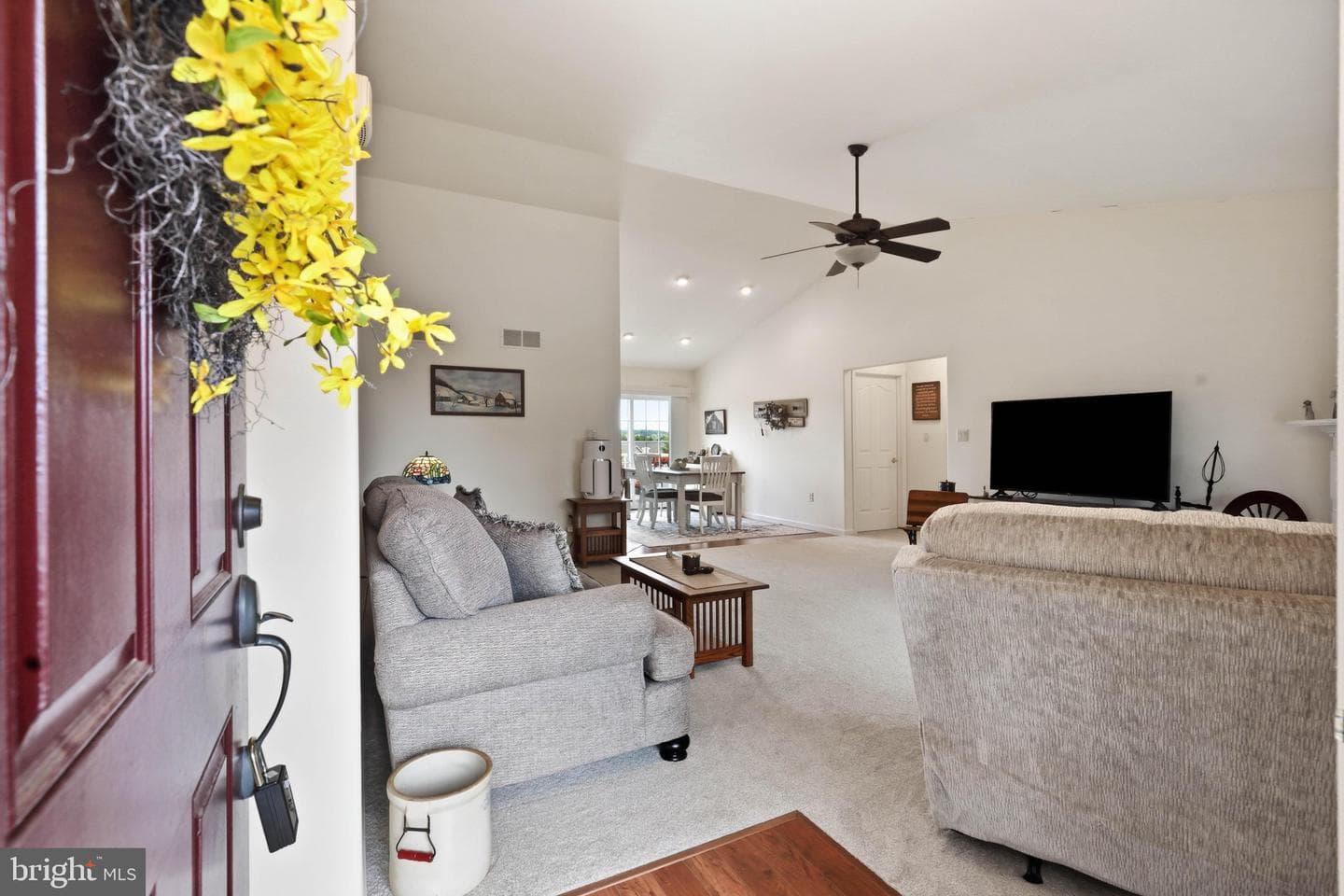 726 Heather Ridge photo 4