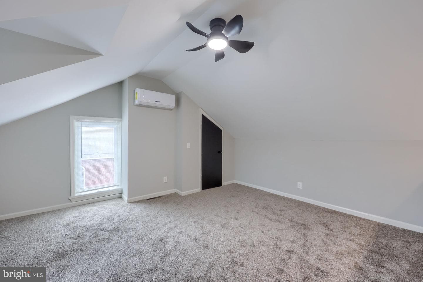 662 Walnut Street photo 29