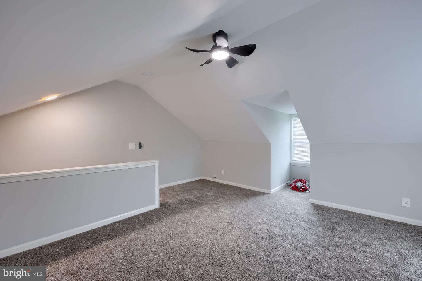 662 Walnut Street photo 30