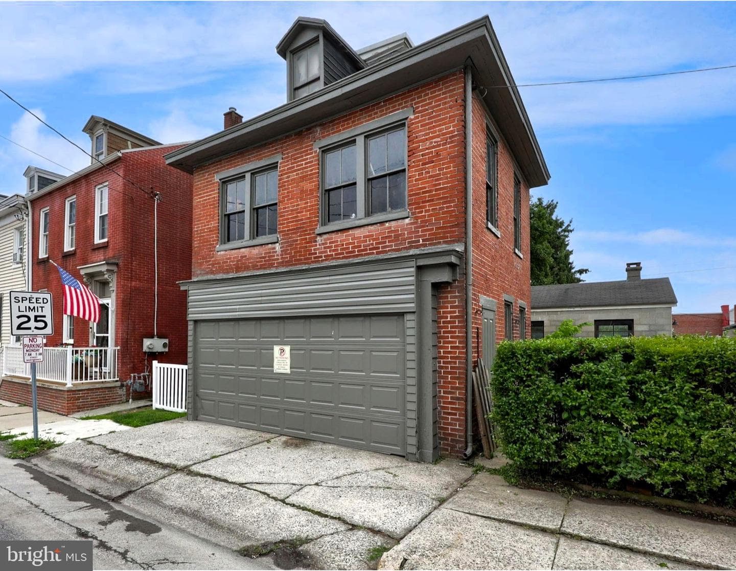 662 Walnut Street photo 36