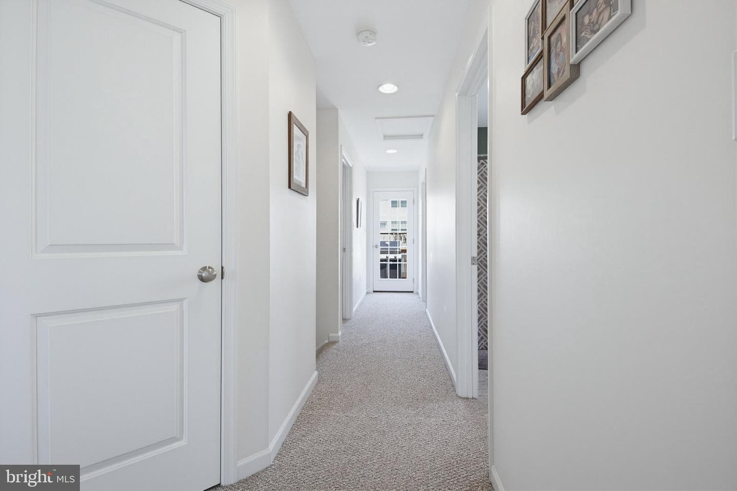 307 Cabot Circle photo 15