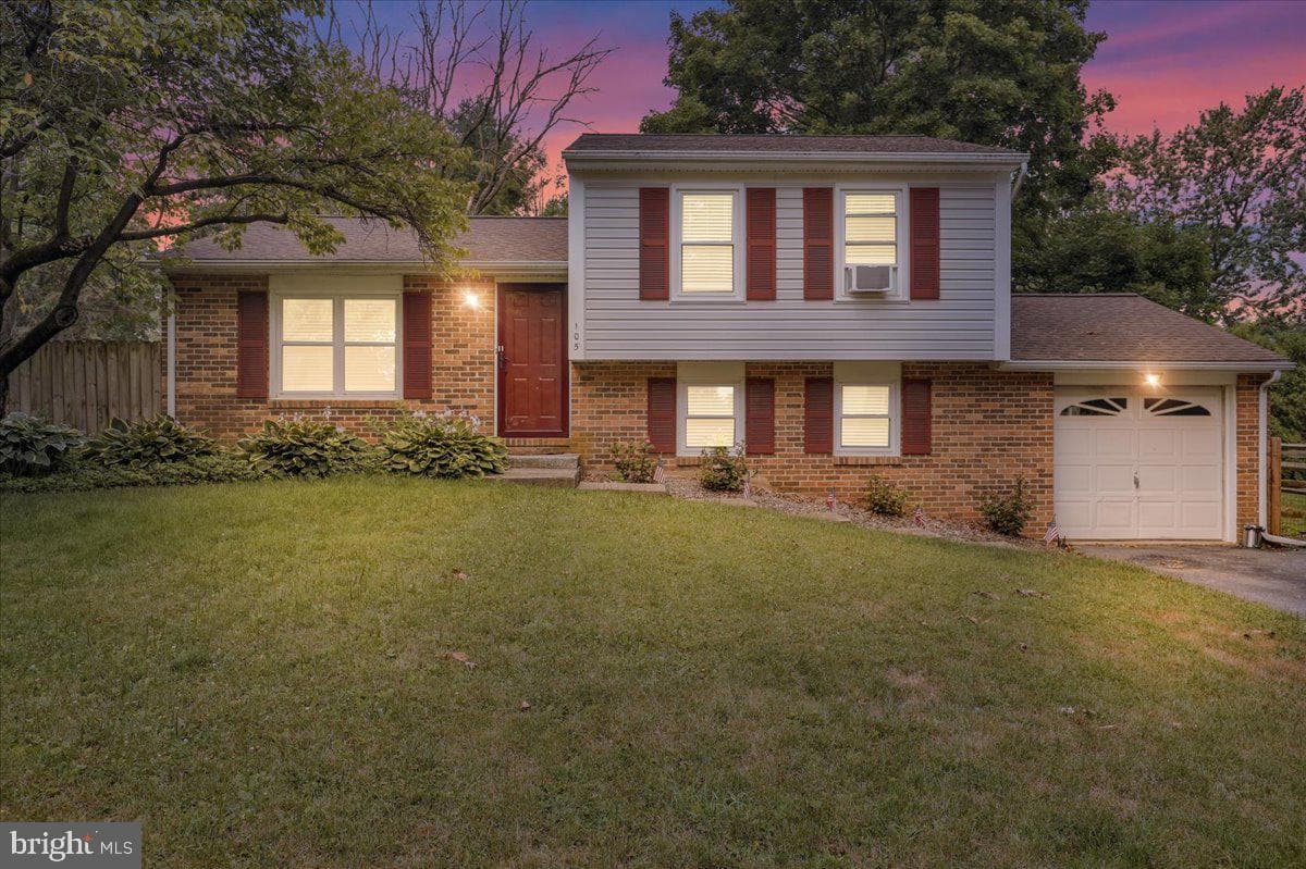 105 Autumn Drive, Lititz