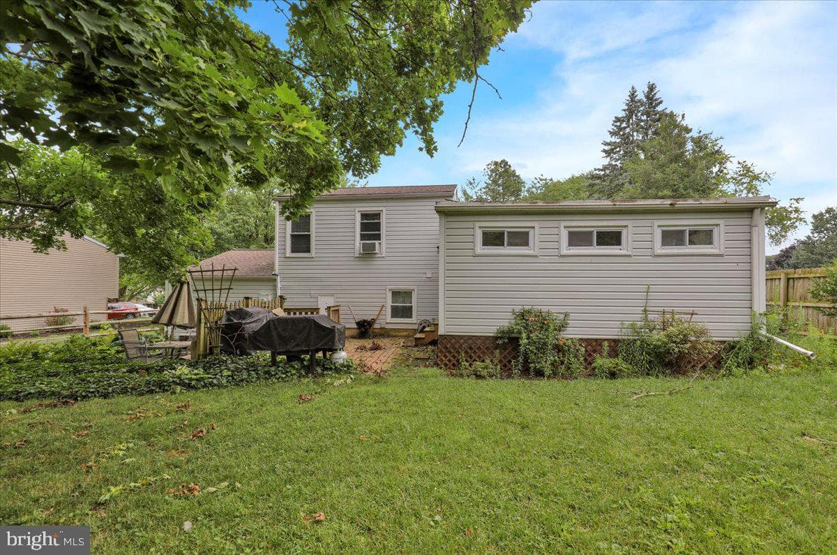 105 Autumn Drive photo 32