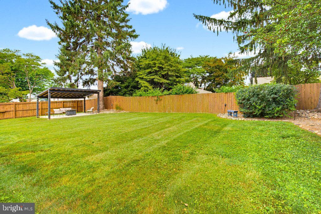 107 E Penn Grant Road photo 32