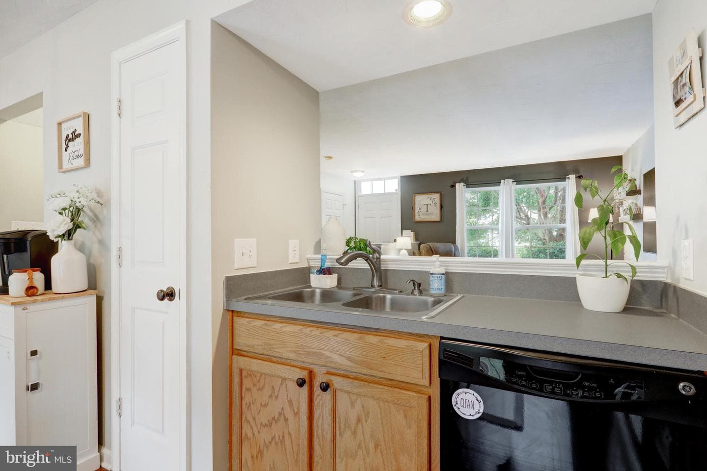 216 Knollwood Road photo 19