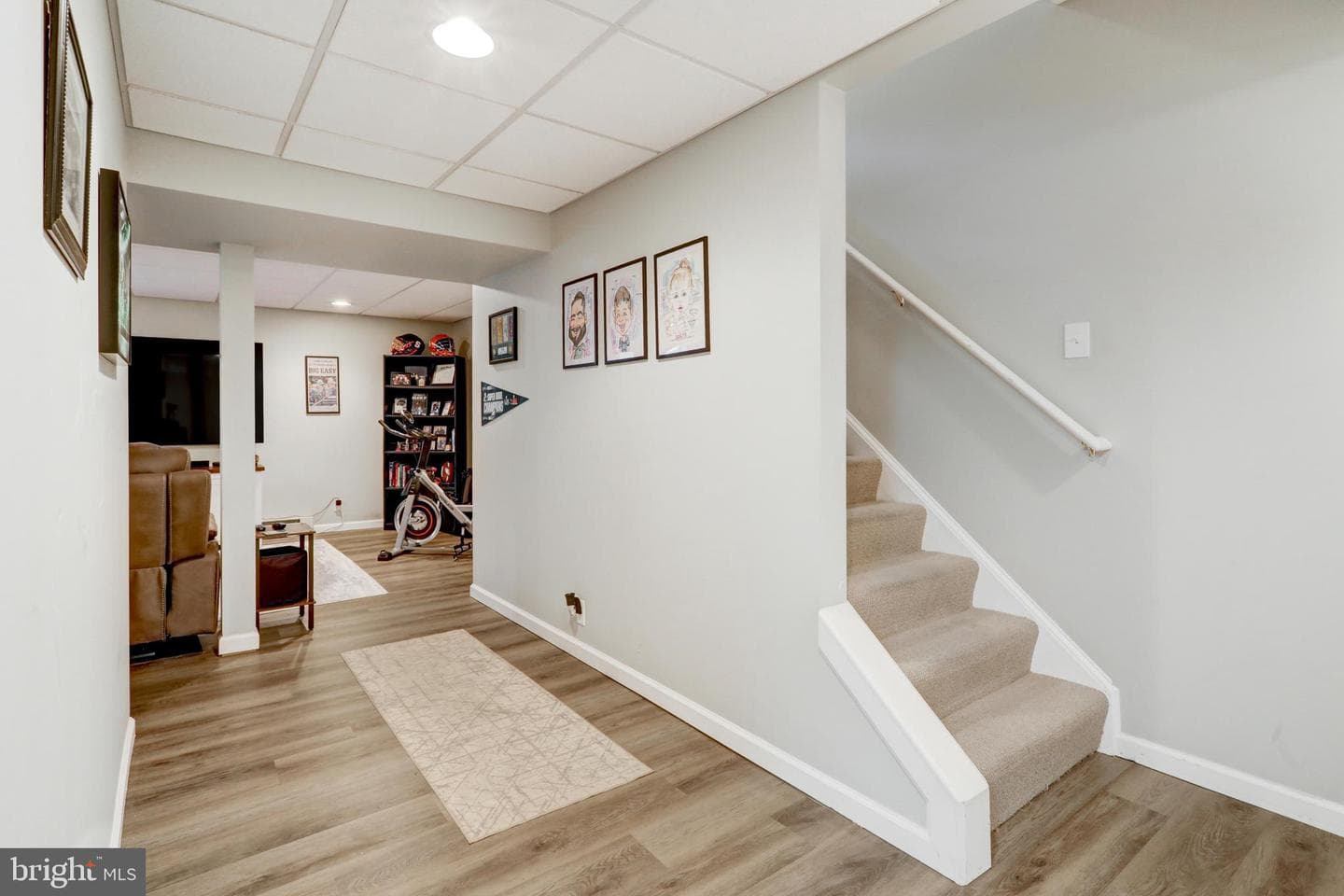 216 Knollwood Road photo 36