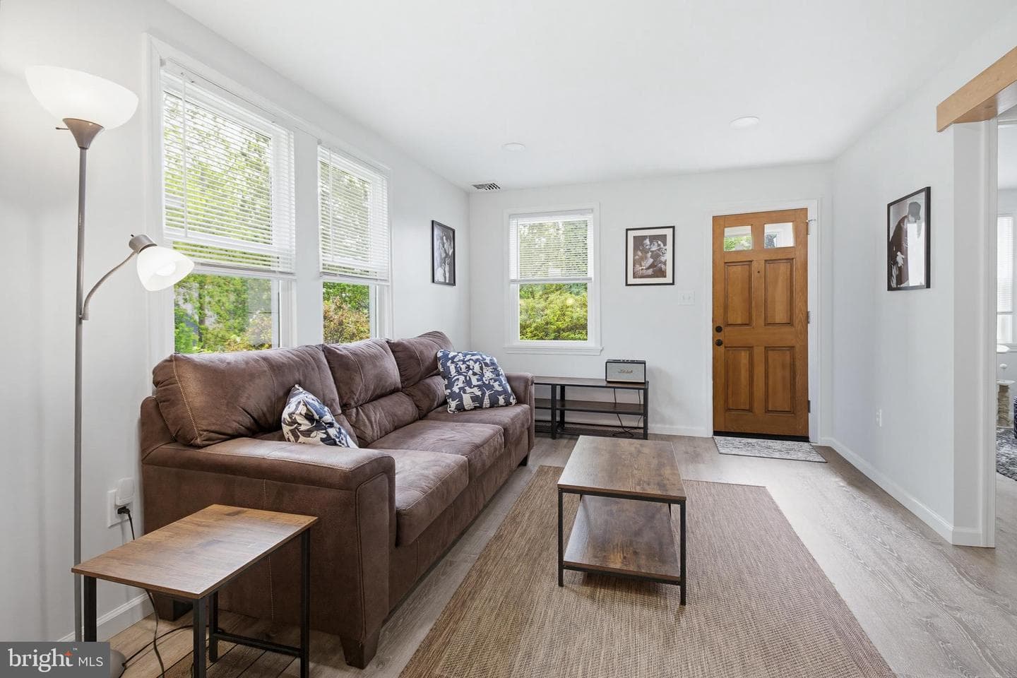 139 Montrose Avenue photo 8