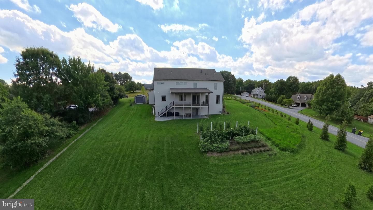 1 Strawberry Lane photo 7