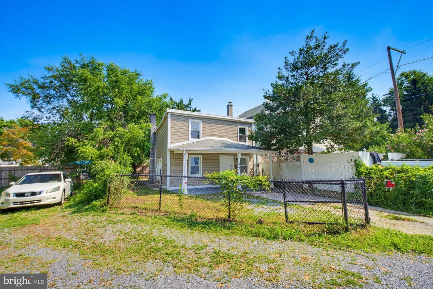2624 Duke Street photo 31