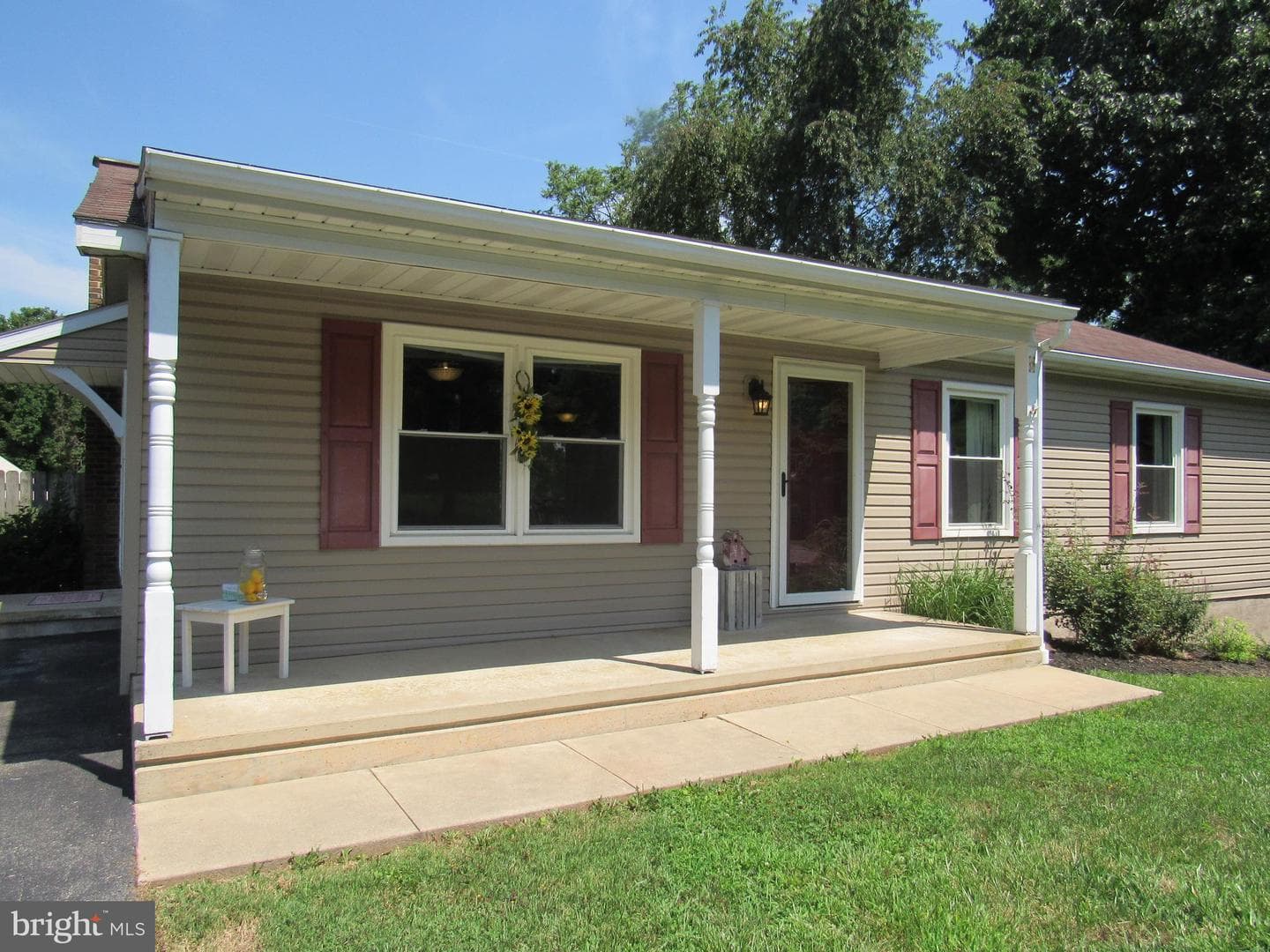 1491 Rock Circle Drive photo 4