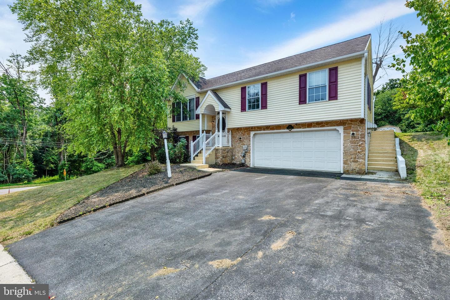401 Rabbit Hill Lane photo 3