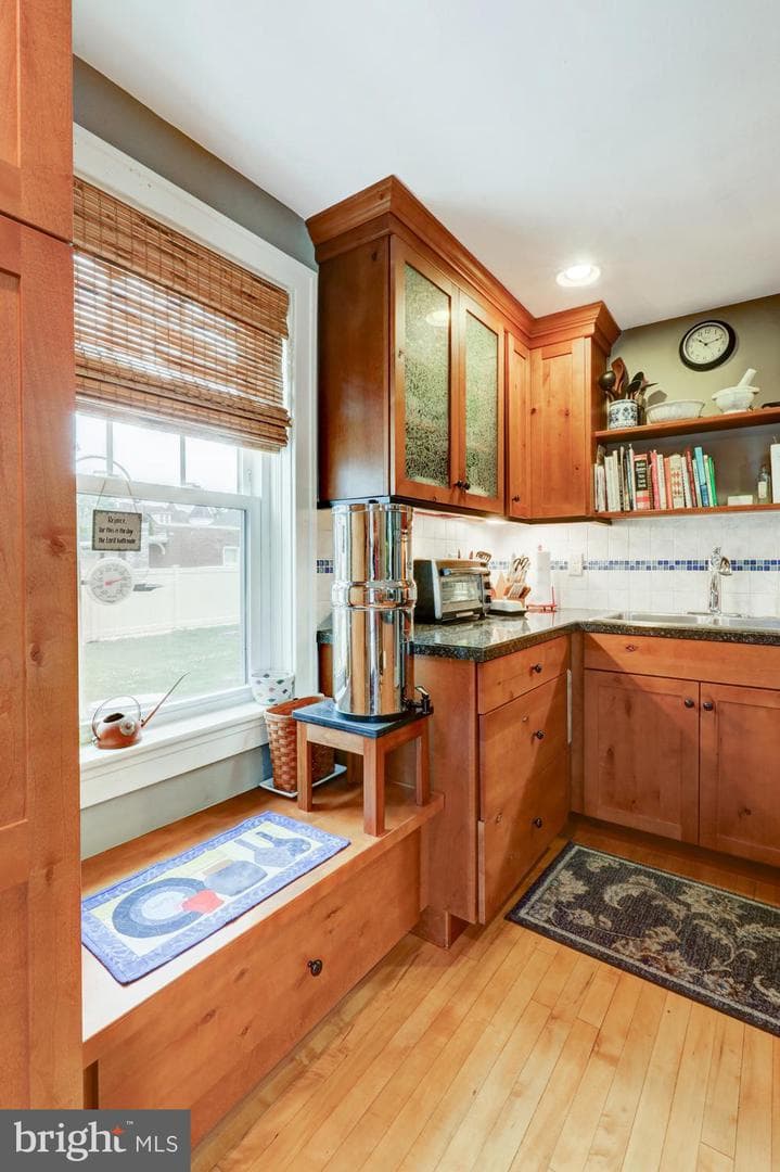 15 N Custer Avenue photo 28