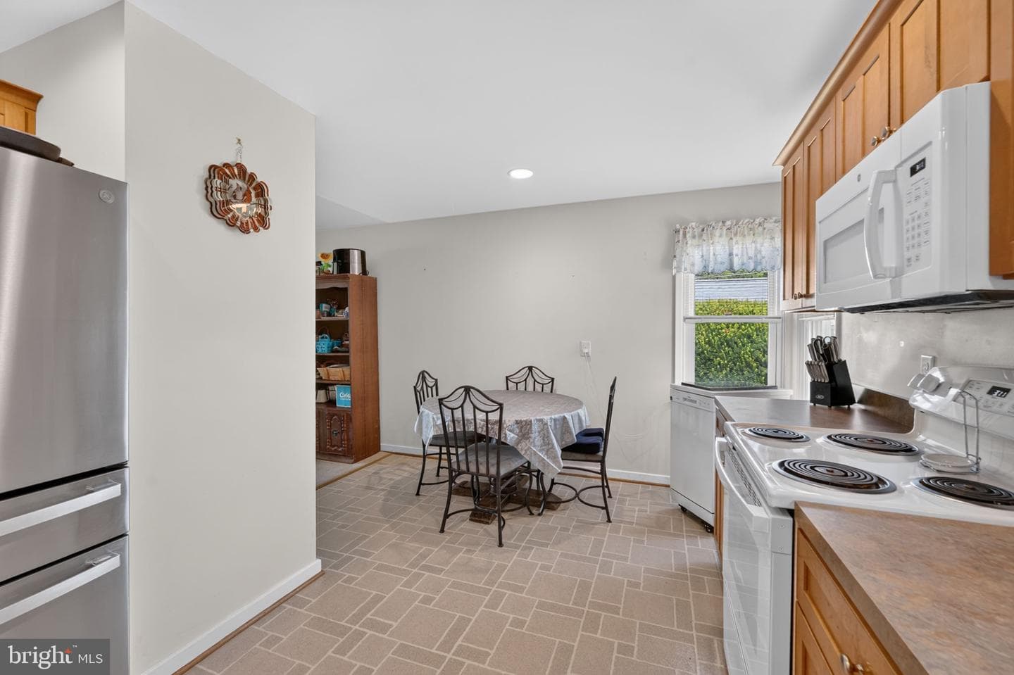 4 Bauer Avenue photo 15