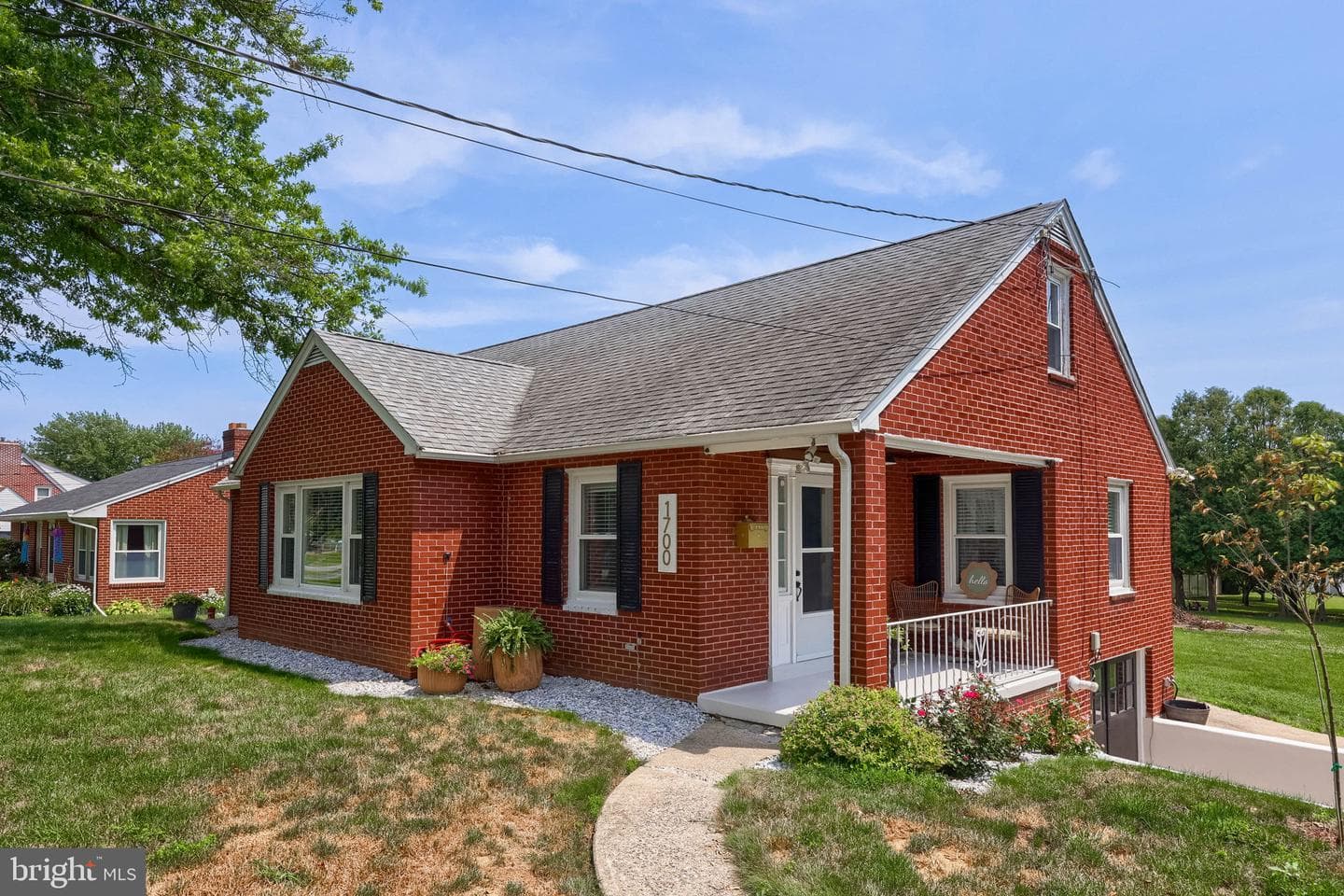 1700 Manor Street photo 6