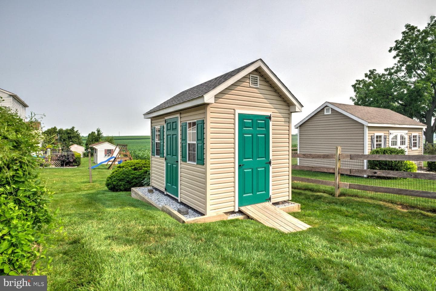 205 Walnut Lane photo 28