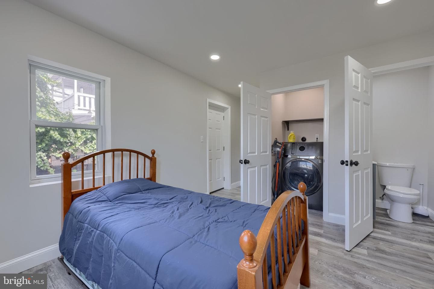 657 W Orange Street photo 15