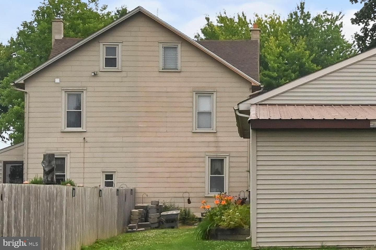 153 S Jackson Street photo 31