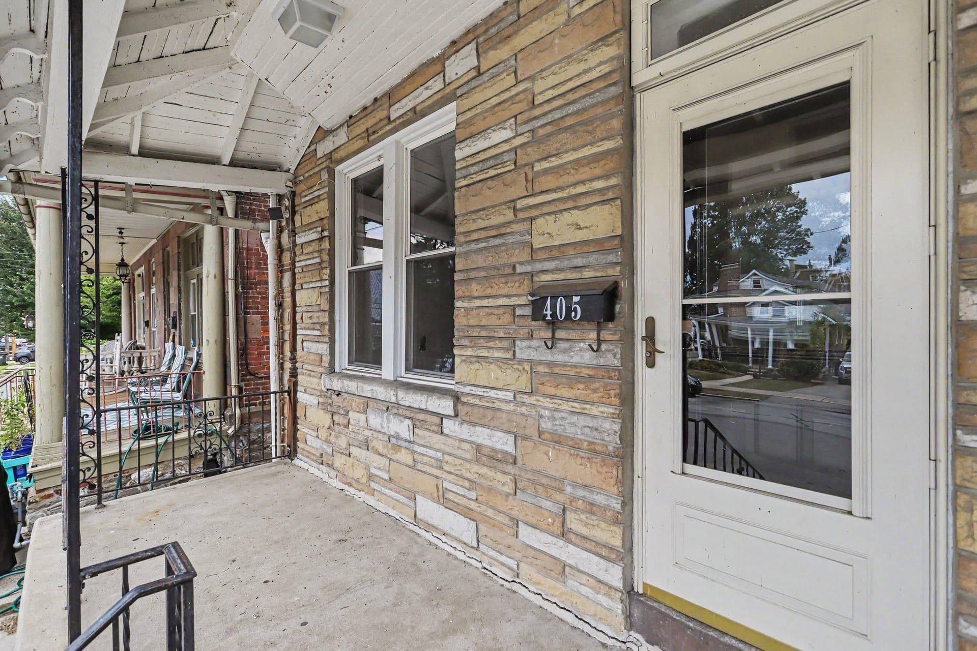 405 Poplar Street, Columbia