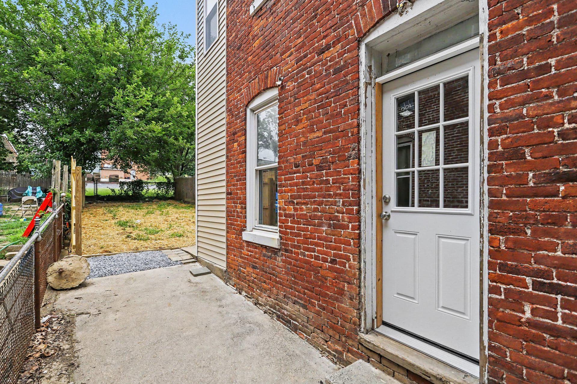 405 Poplar Street photo 21