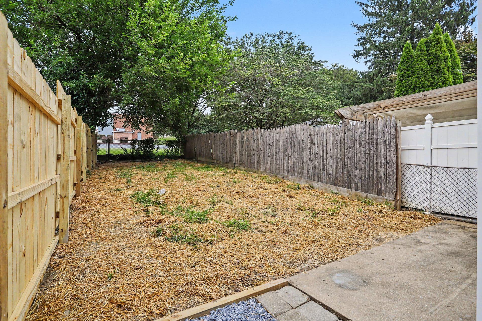405 Poplar Street photo 22