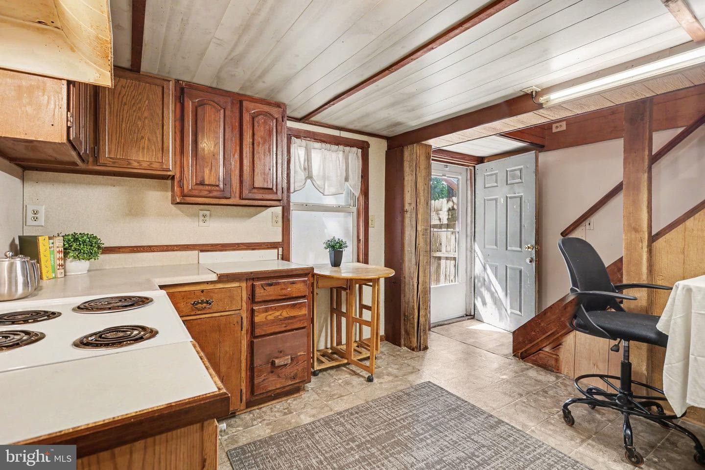 318 Linden Street photo 30