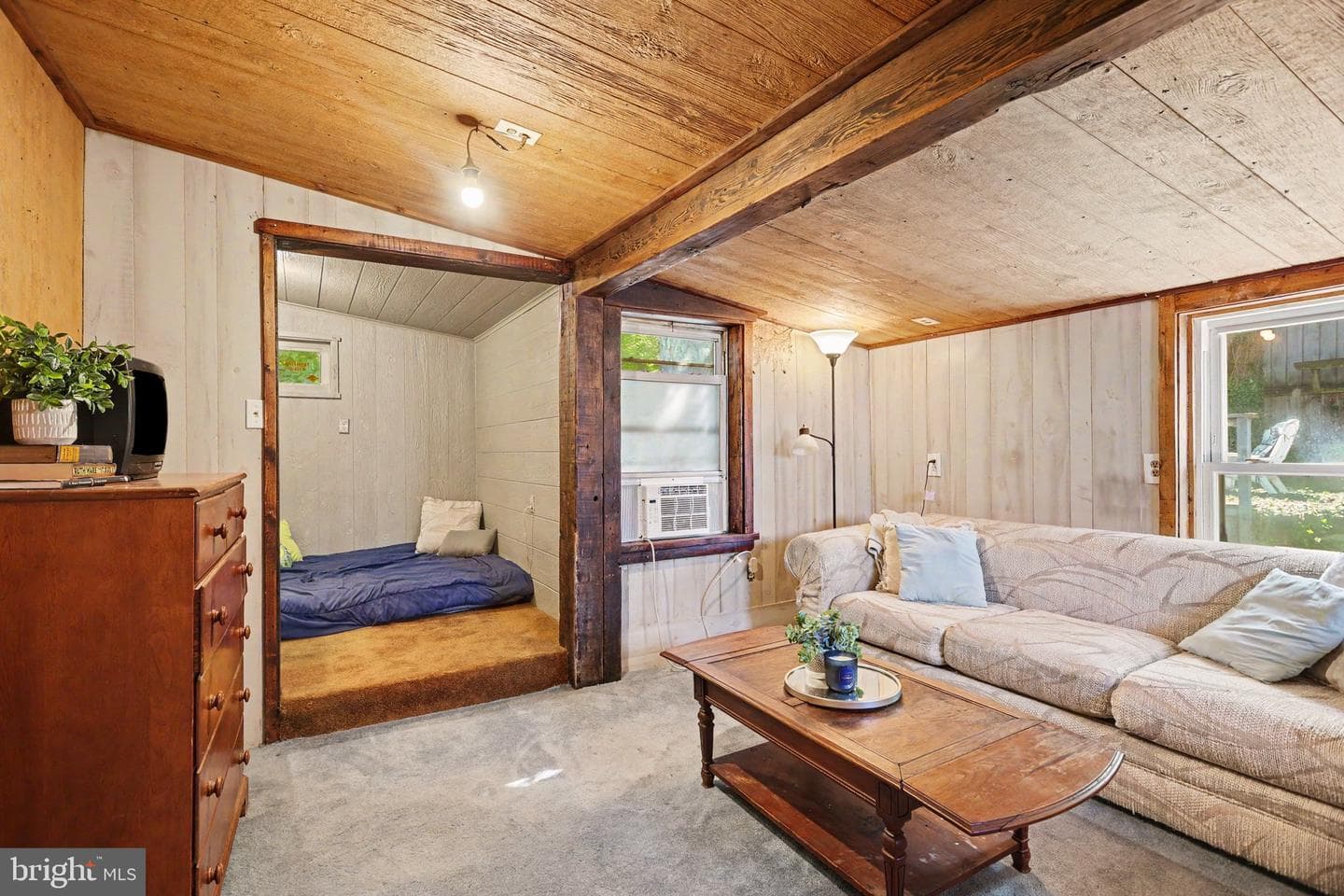 318 Linden Street photo 33
