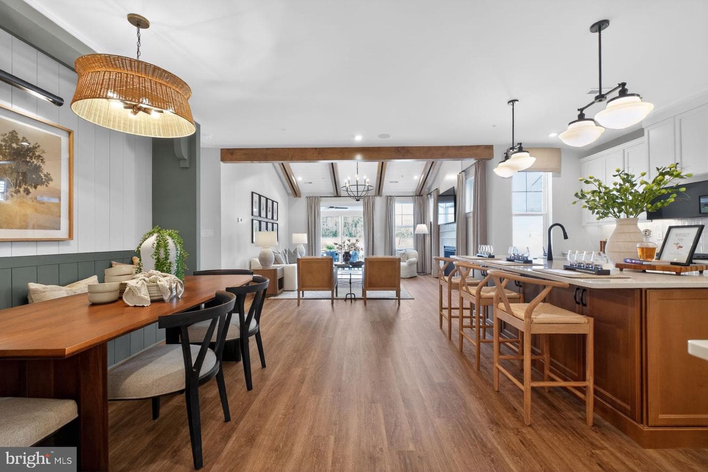 1 Grantartur #taylor Court photo 23