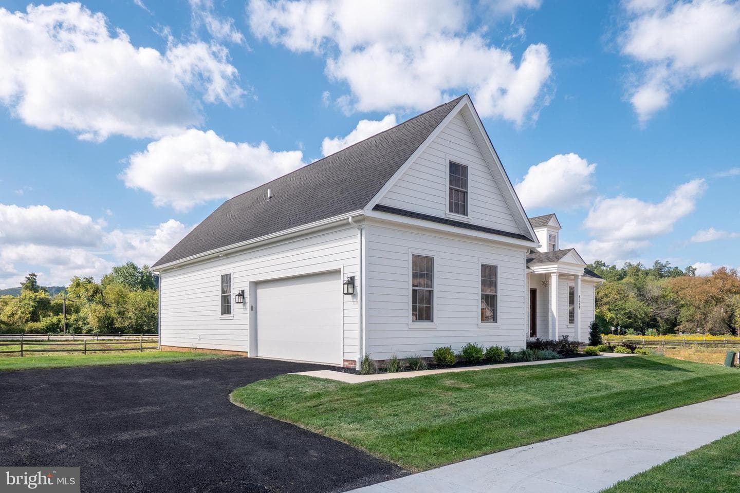 4268 Stonebridge Drive photo 2